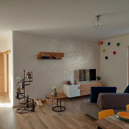La Bougainville - Luxury Apartment Torbole Sul Garda Exteriér fotografie