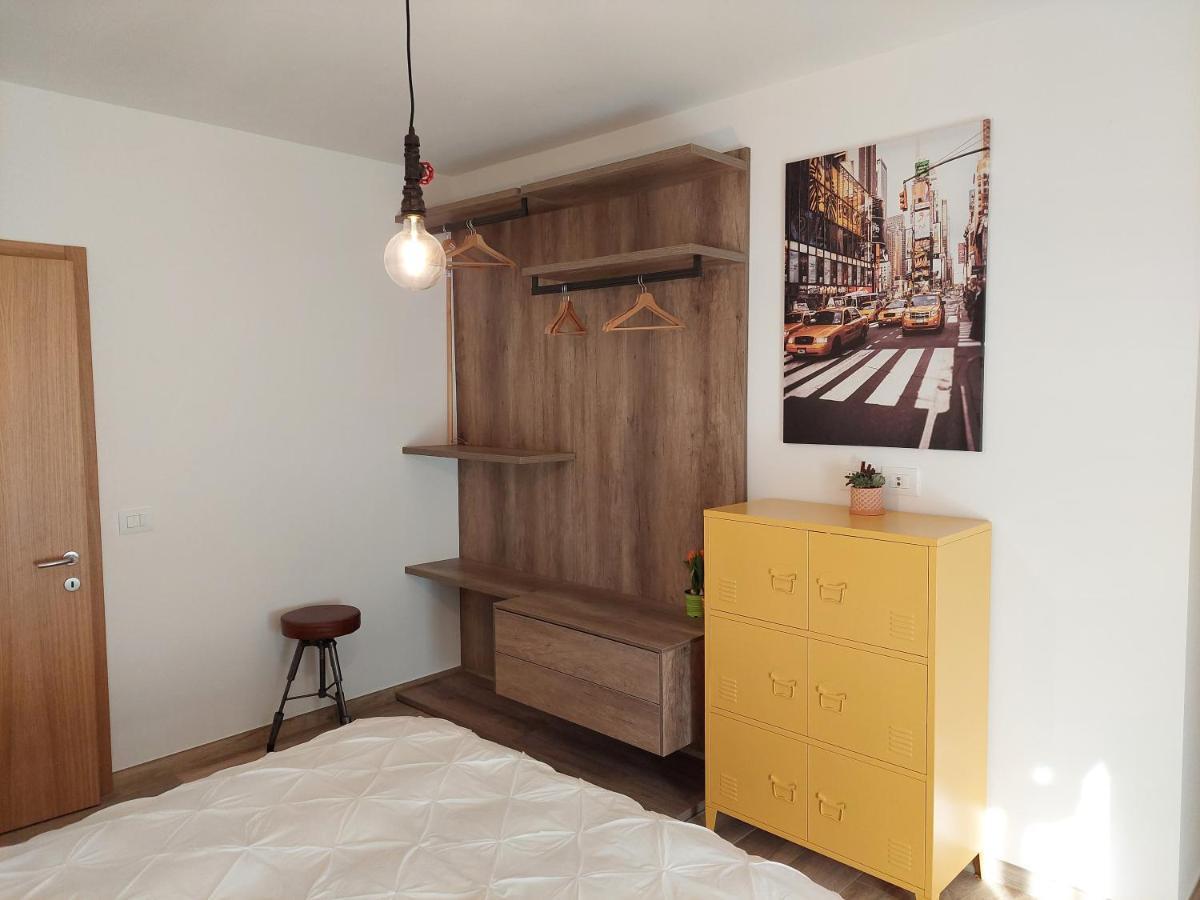 La Bougainville - Luxury Apartment Torbole Sul Garda Exteriér fotografie
