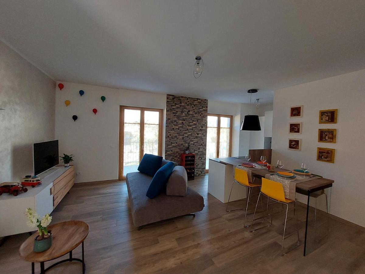 La Bougainville - Luxury Apartment Torbole Sul Garda Exteriér fotografie