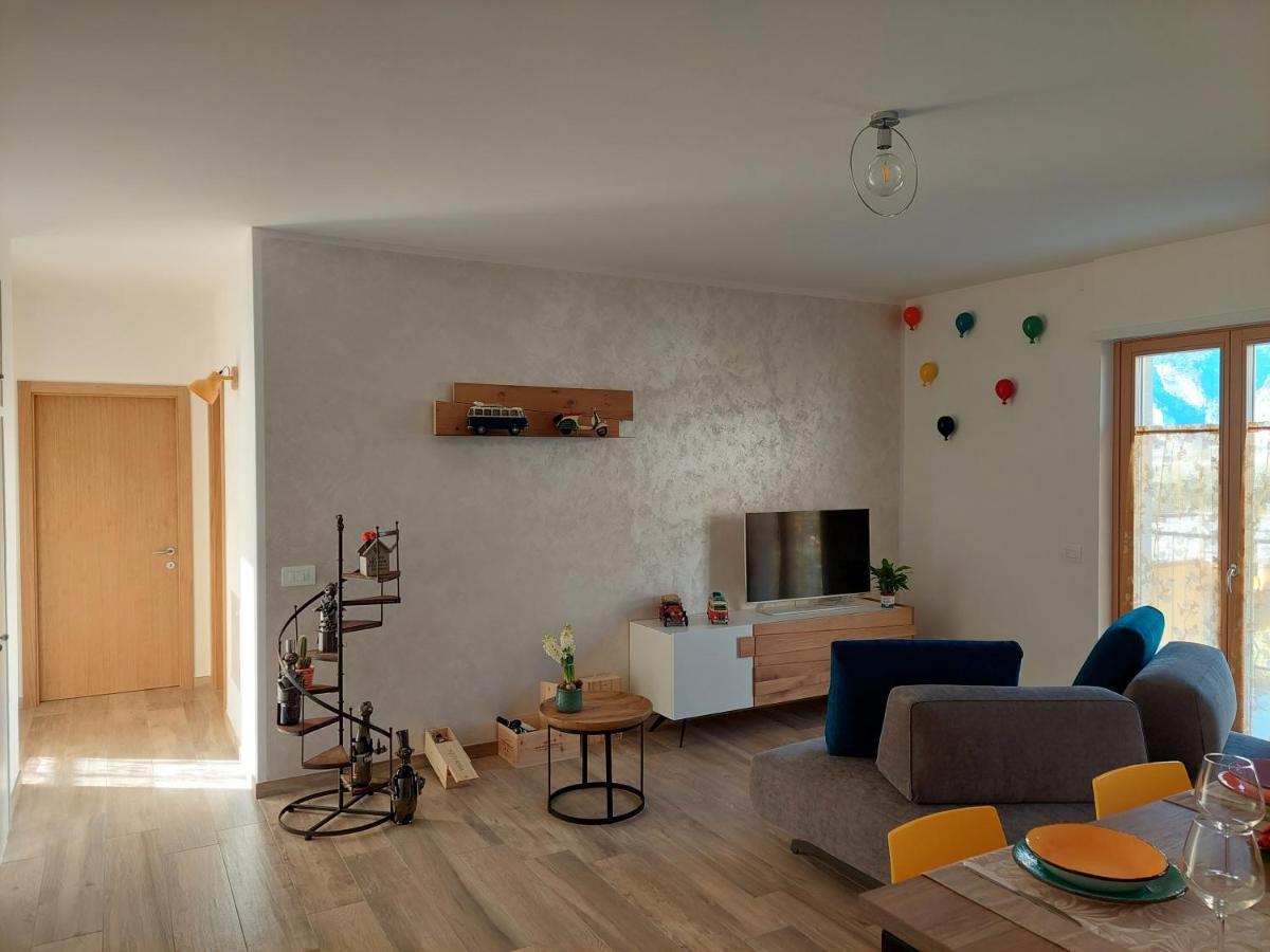 La Bougainville - Luxury Apartment Torbole Sul Garda Exteriér fotografie