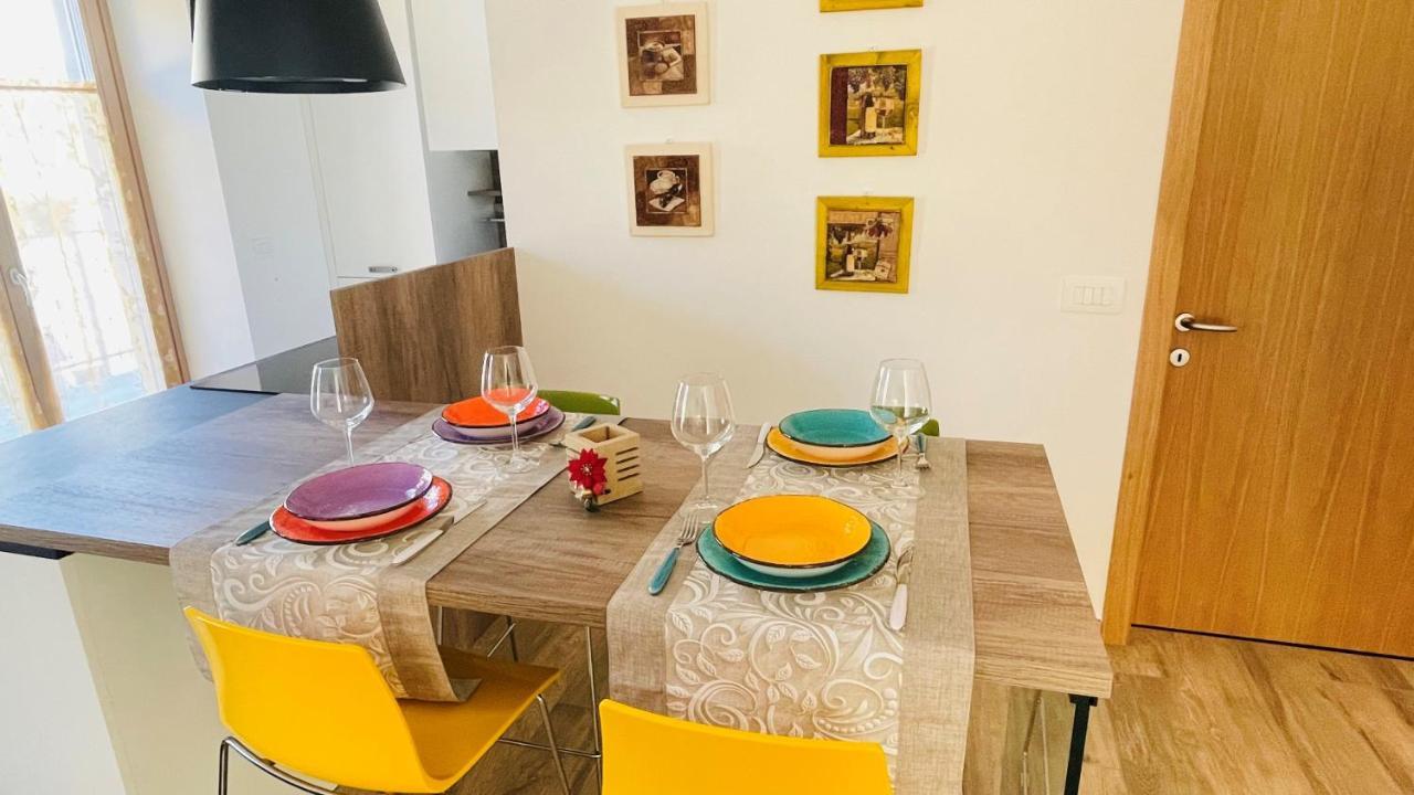 La Bougainville - Luxury Apartment Torbole Sul Garda Exteriér fotografie