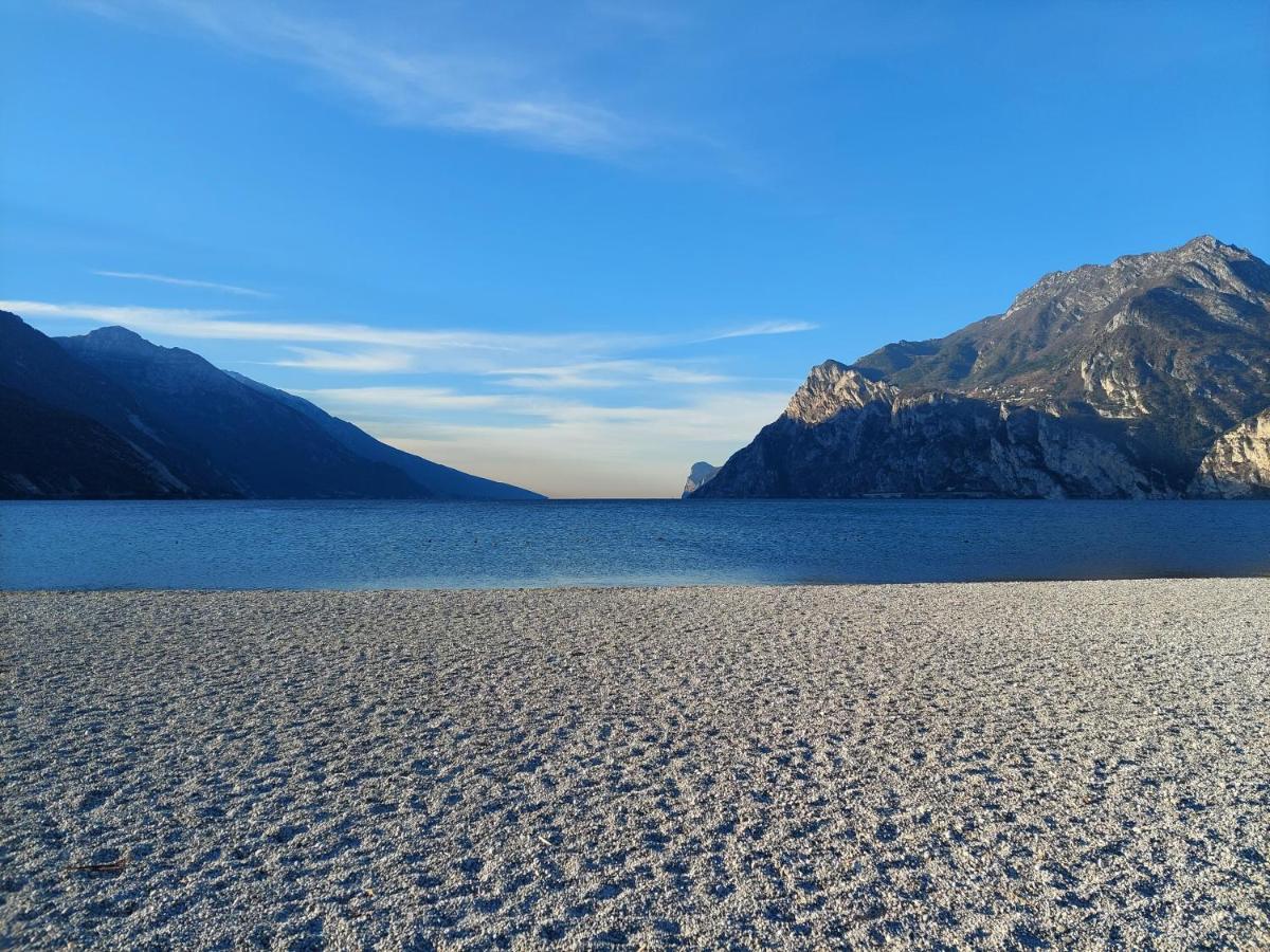 La Bougainville - Luxury Apartment Torbole Sul Garda Exteriér fotografie