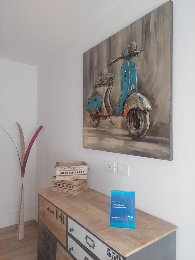La Bougainville - Luxury Apartment Torbole Sul Garda Exteriér fotografie